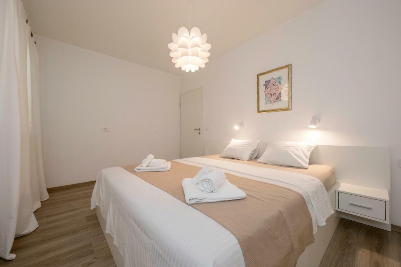 Villa Bella Banjol Εξωτερικό φωτογραφία