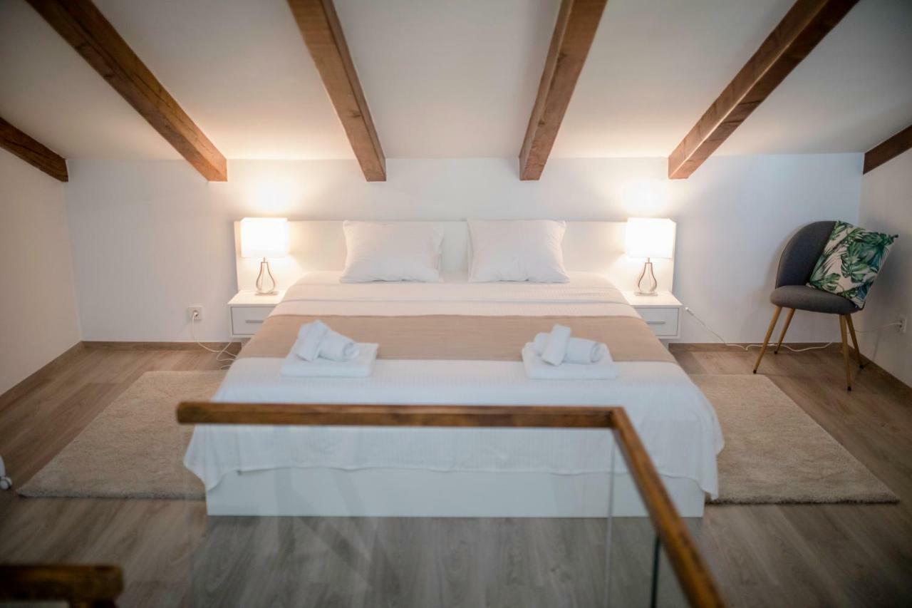 Villa Bella Banjol Εξωτερικό φωτογραφία